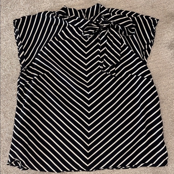 Talbots top - Picture 2 of 8